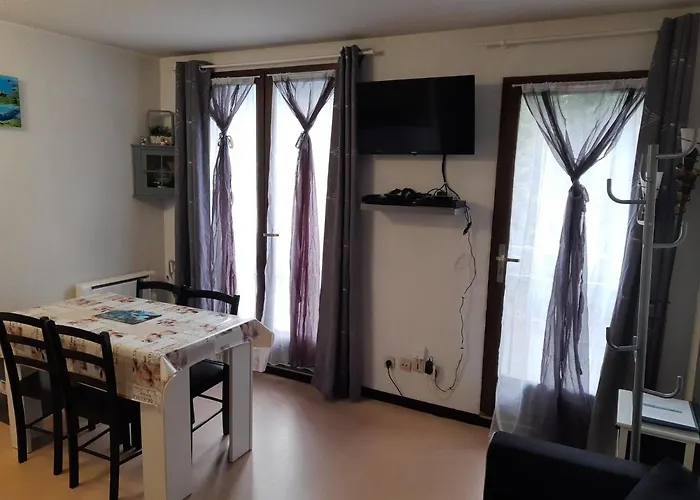 Imperatrice Eugenie Люс-Сен-Совёр